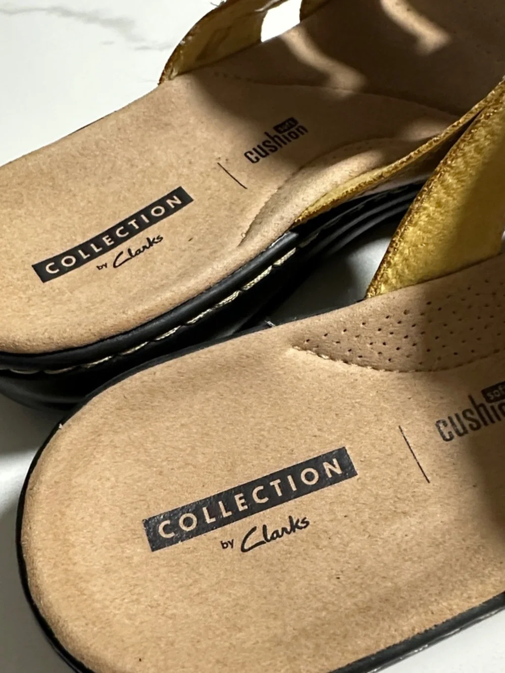 Clarks Collection Sandals - Picture 4 of 10